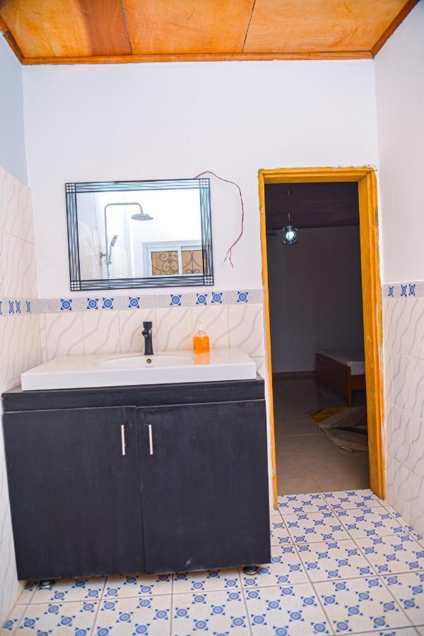 Yaoundé Appartement Meuble 2 Chambres Avec Salle De Bain - 1 Salon - 1E Cuisine - La Concorde - Quartier Nkomkana מראה חיצוני תמונה