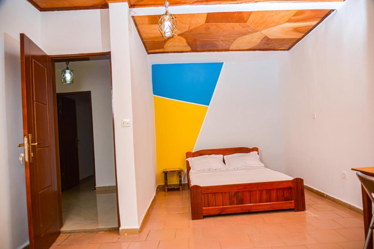 Yaoundé Appartement Meuble 2 Chambres Avec Salle De Bain - 1 Salon - 1E Cuisine - La Concorde - Quartier Nkomkana מראה חיצוני תמונה